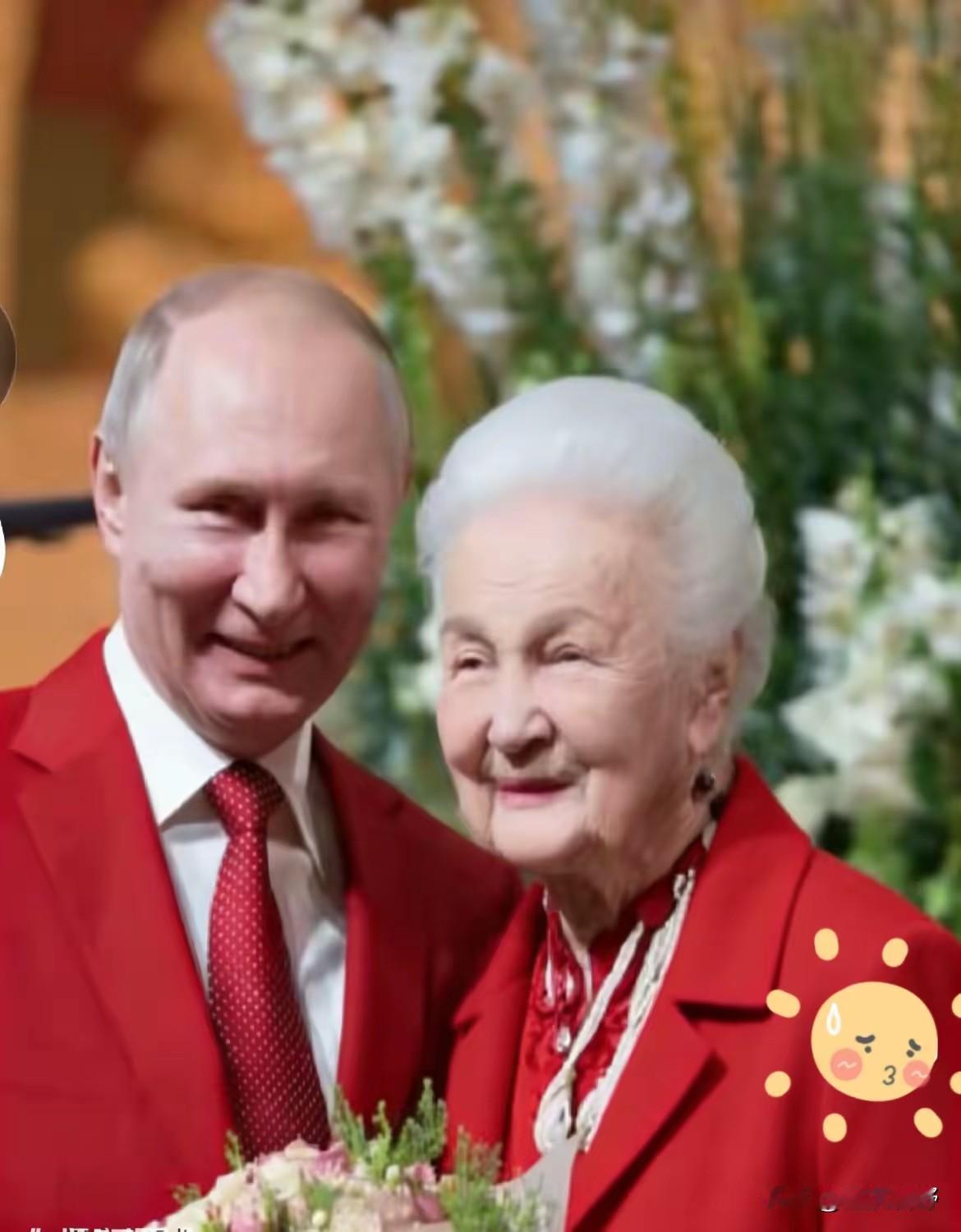 硬汉普京官宣恋爱！最开心的当属这位伟大母亲[赞]谁能想到73岁的普京，也有温