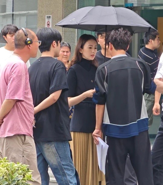 遇到了，成都遇到了最近很红的大明星美女！遇到了，遇到了，成都遇到了最近很红的大