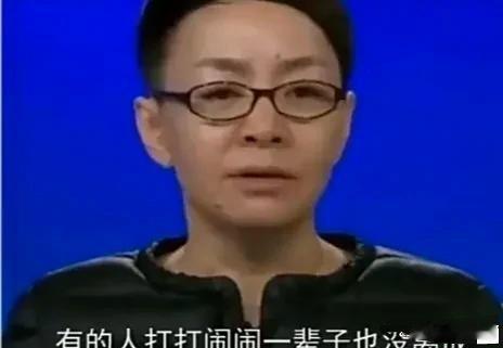 演员宋丹丹曾说过：“五十知天命，到了50岁你就明白，很多事都是命。比如你老公