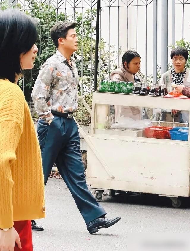 姐妹们快来围观！马思纯的另一半也太帅了吧，终于明白她为什么那么爱他了。这颜值简直