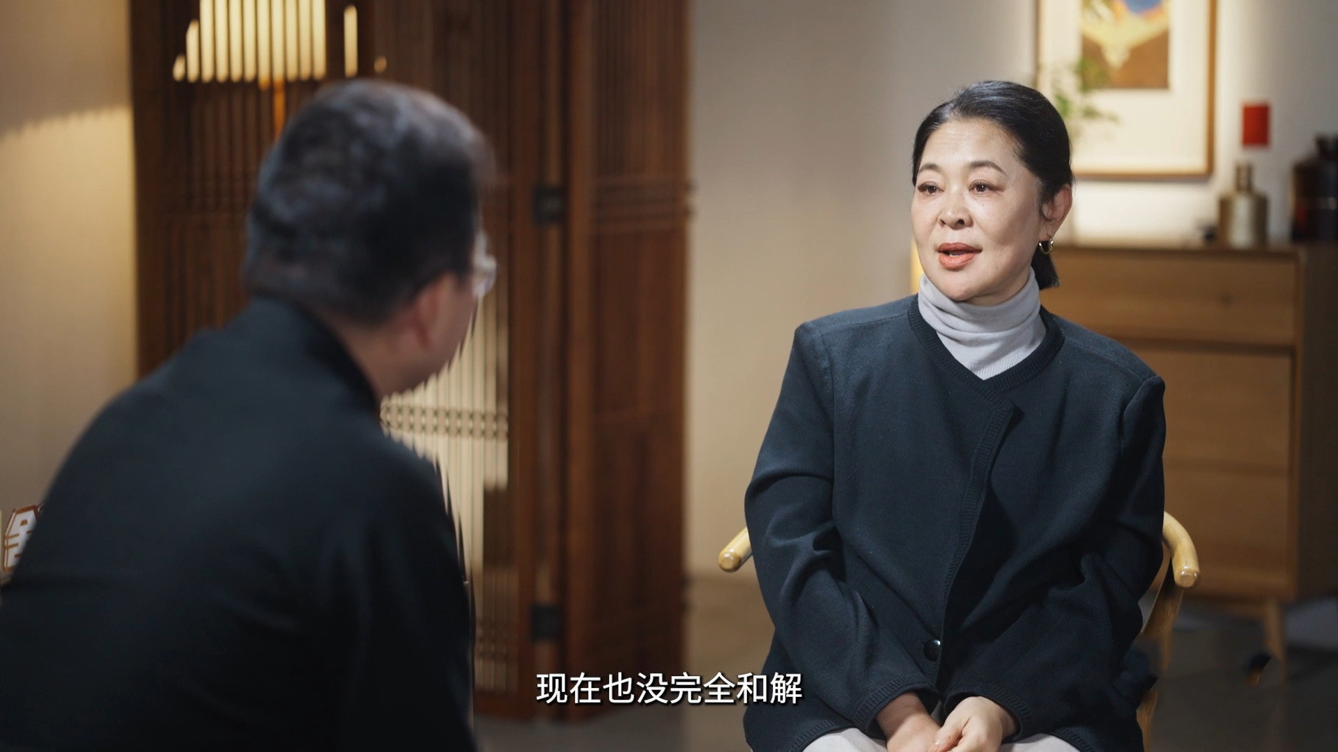 看到倪萍老师把90多岁的妈妈接到身边照顾，虽然还没完全和解，但这份责任心真的很让