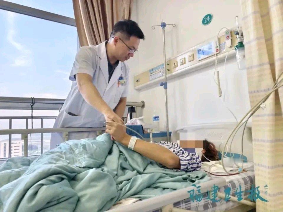 健康这事可真不能大意！福建50岁的王女士，因反复手麻、酸痛被确诊颈椎间盘突出症，