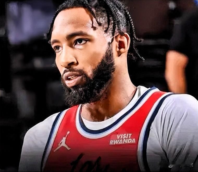 快船真是祸不单行啊！小琼斯右膝内侧副韧带扭伤，6周后重新评估。小琼斯本赛季场