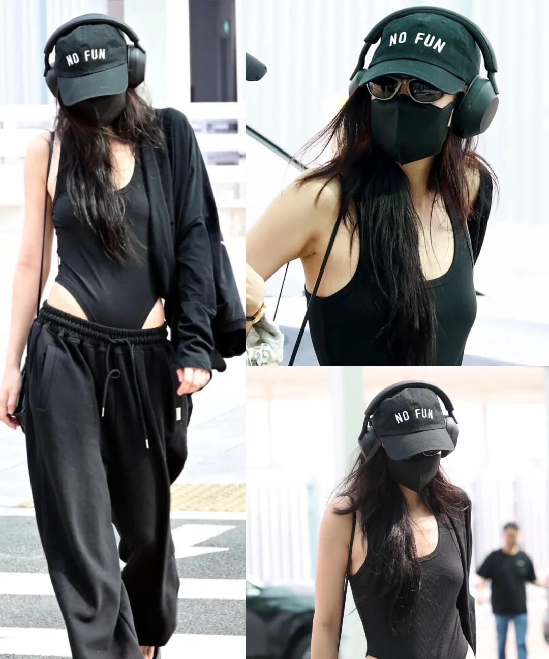 Jennie机场街拍，一身黑色简简单单，美得很轻松！全黑色低调不挑人，但是想穿