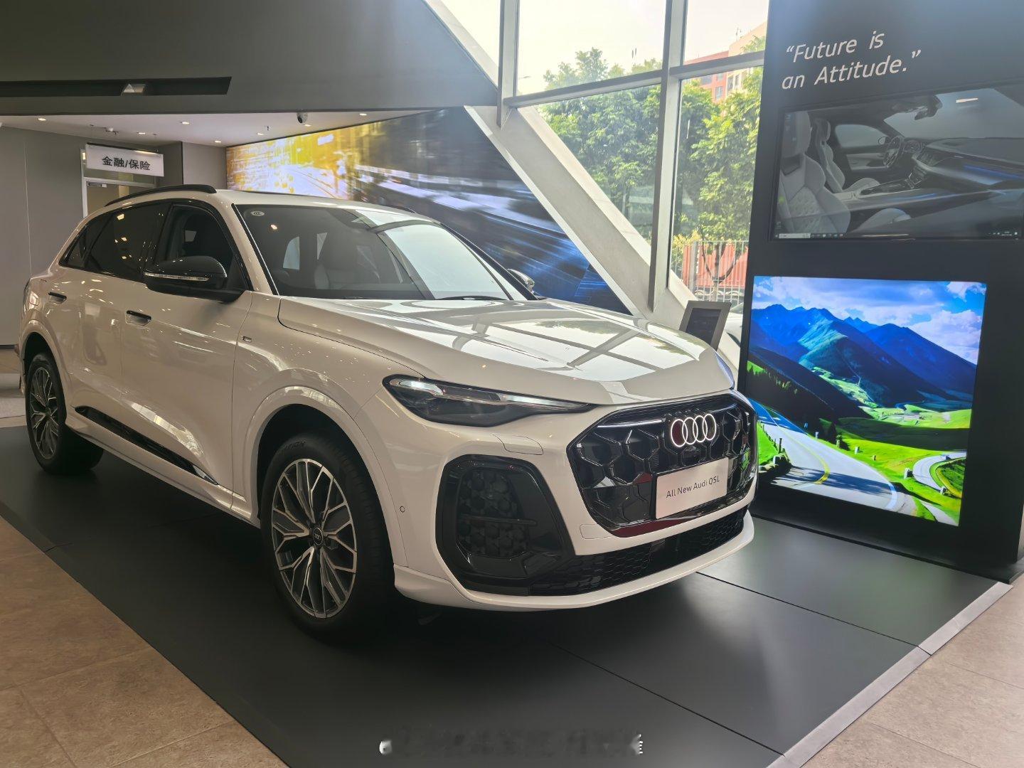 这车试了，2.0T混动（P0+P3），动力全新奥迪q5l