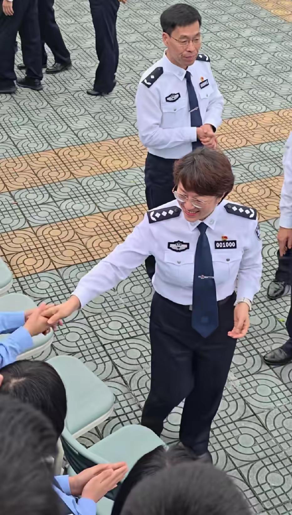省属警察学院党委书记，一把手，正常情况下，这种领导应该是公安厅的党委班子成员兼任