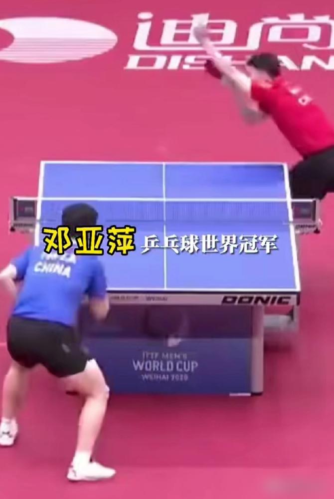 别吵了，邓亚萍说王楚钦打不穿樊振东，就是个“心魔”，我把数据翻出来了，你一看就懂