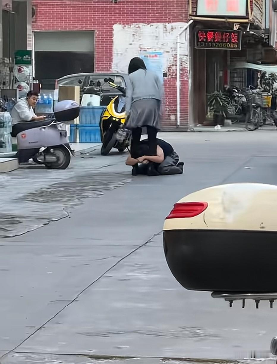 请教一下过来人，这样死缠烂打真的有用吗？