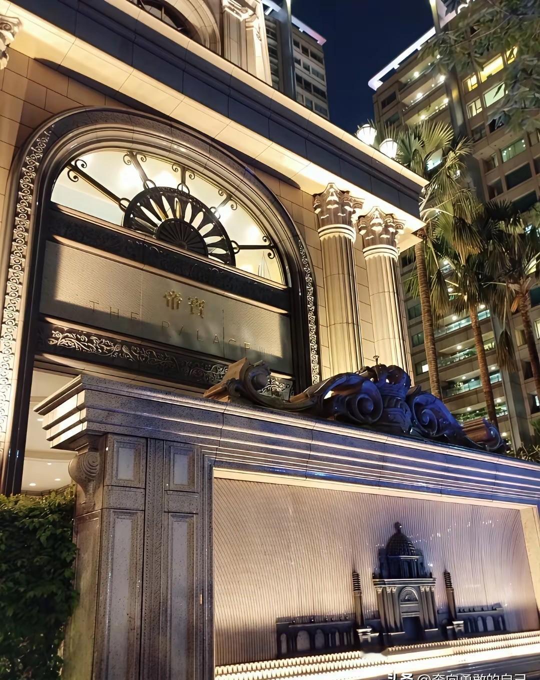 别猜了，小S死守帝宝，根本不是因为爱情。她三个女儿，赛道全开。老大留学美国刷