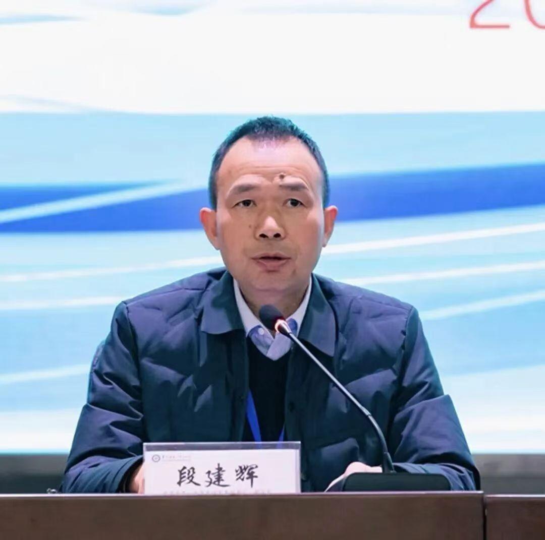 ……一大清早，在吃早饭的时候，刷到这样一则反腐消息。信息来源于三湘风纪官微9月