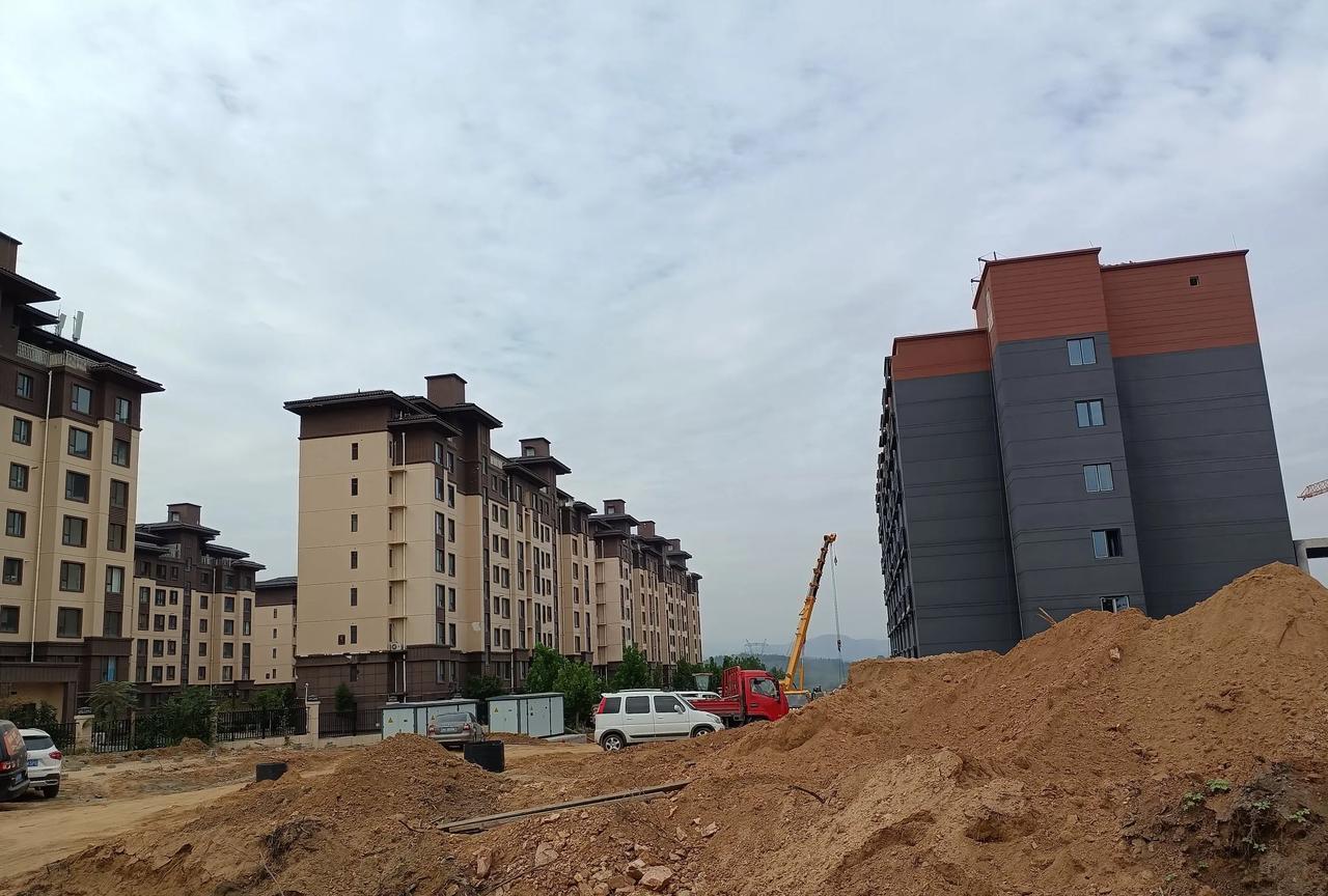 不要再投巨资在农村建大学了，劳民伤财不说，最终必定会失败！河北工业职业技术大