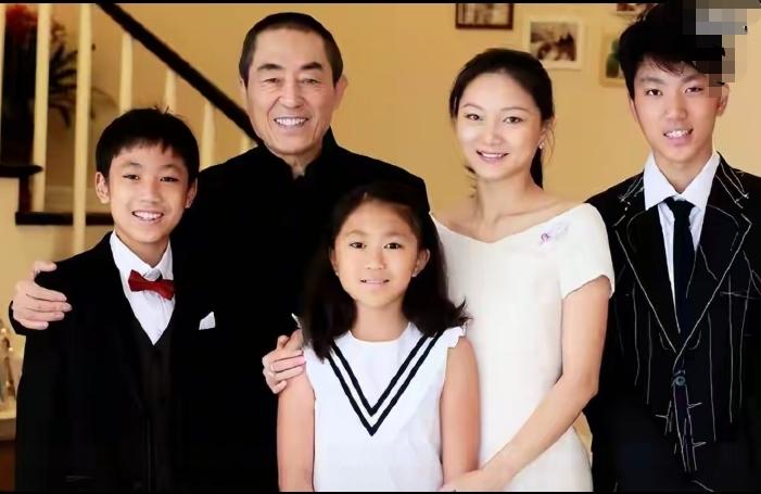 女人干得好不如嫁得好吗？陈婷19岁就认识了大导演张艺谋，当时她还在北京电影学院就