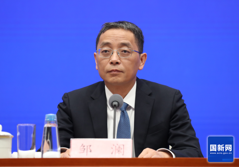 央行宣布: 下调利率!