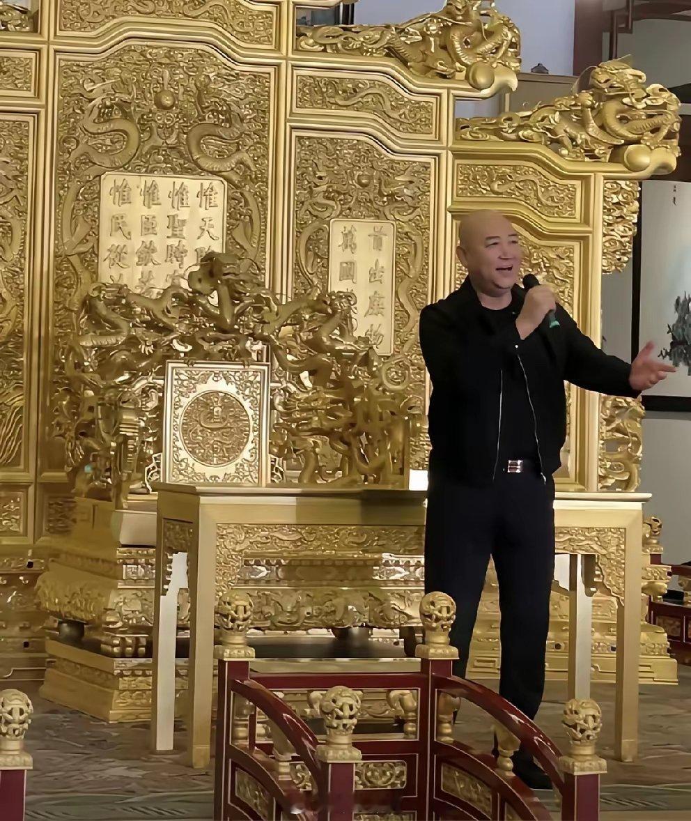 终于明白了！紫檀女王陈丽华驾鹤西去后，唐僧为什么不肯离开紫檀博物馆？还有唐僧为什