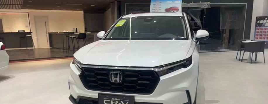车队一同事7年前买了辆油电混动的车，电瓶只有两度电，平时也不用充电，直接加油就好