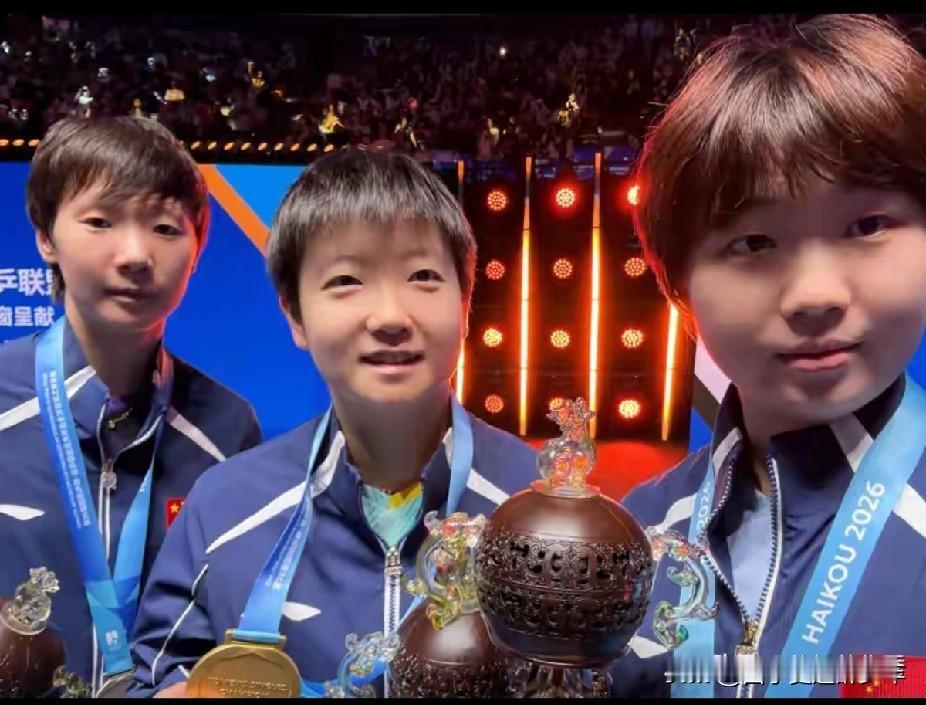 擦边•赞莎莎不为擦边再纠结，裁判判断最准确。即使错了又如何？携手共进才光