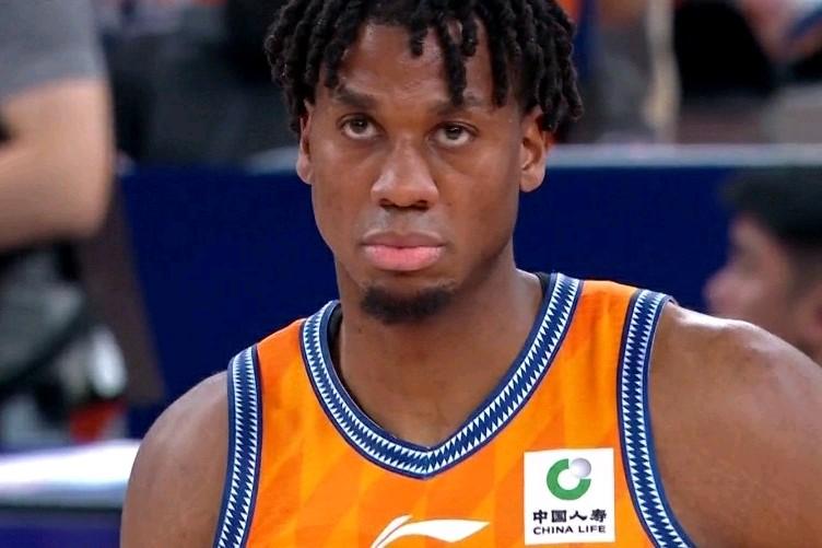 上海久事冠军味越来越浓了！比赛回顾：上海久事主场迎战青岛崂山，首节开局打的不