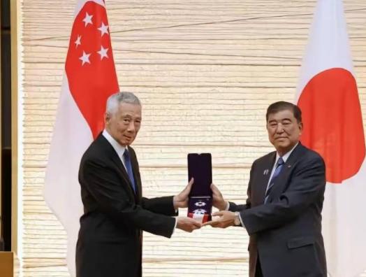 不知道大家有没有一种感觉 每次中日有摩擦的时候，有个国家却异常的安静，这个国