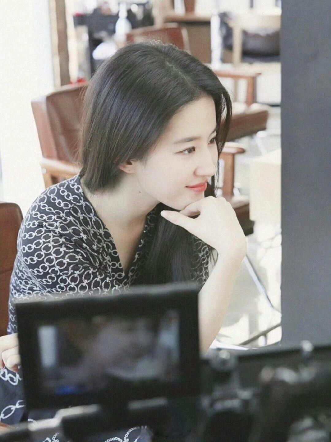 刘亦菲你这么漂亮没有一点负罪感吗？