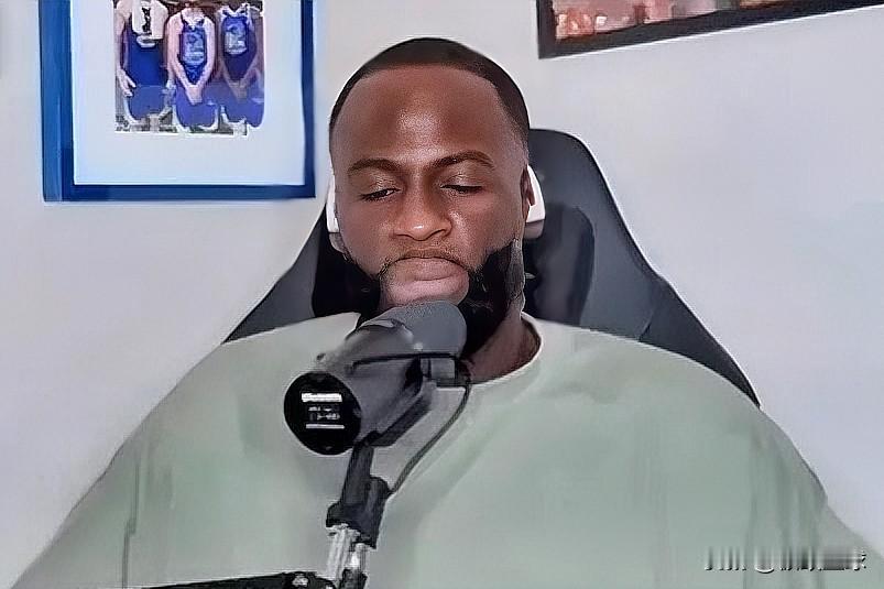 追梦格林真敢说啊!一点不怕得罪唐斯。追梦今日在自己的播客节目中谈到尼克斯时