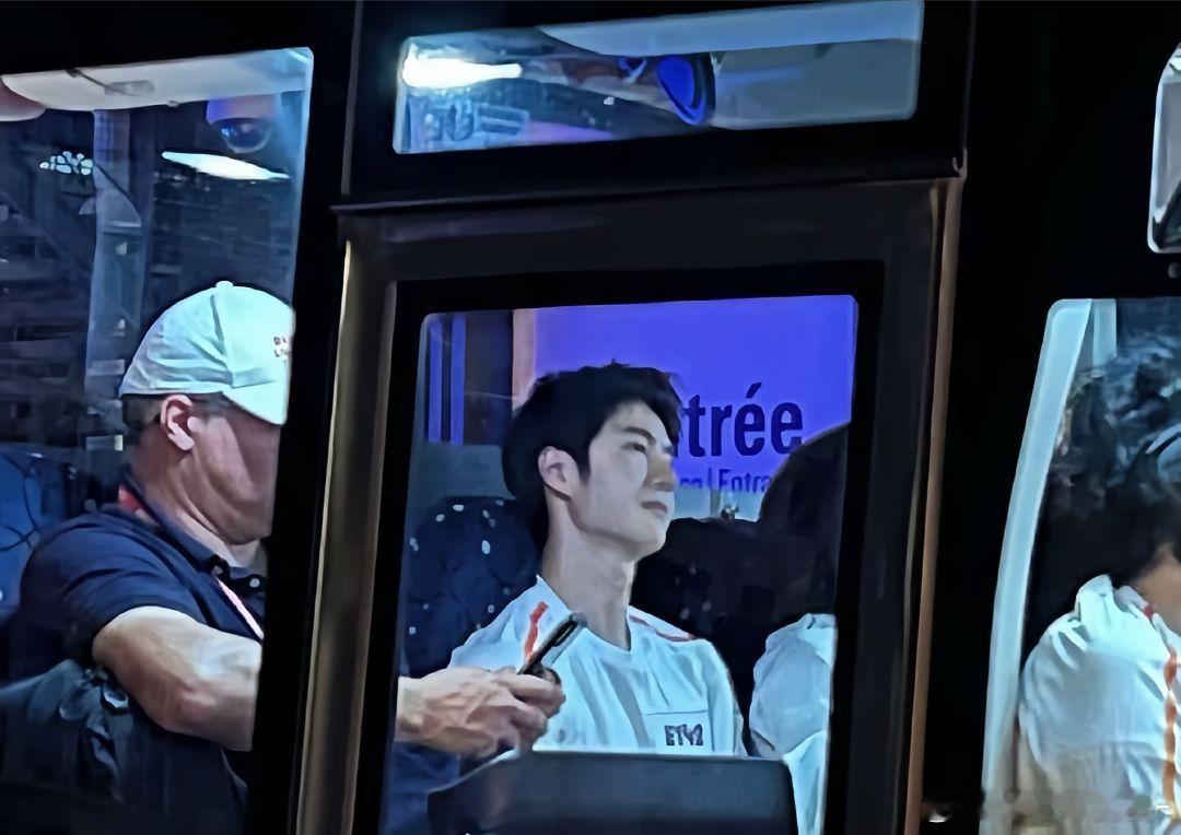 卧槽谁懂王一博的苏感​​​