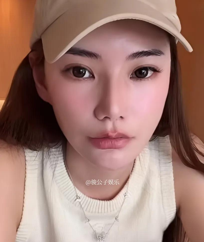 马筱梅否认自己做过微笑唇，她表示一直不明白为什么会有人说她的嘴巴是整形做的，并指