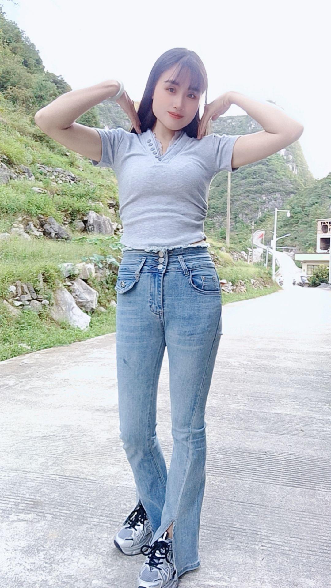 牛仔裤穿搭 山里姑娘 紧身牛仔裤