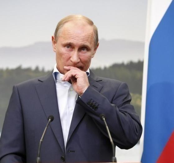 为什么说中国得防着点俄罗斯？说白了，普京今年72岁，这位掌舵俄罗斯25年