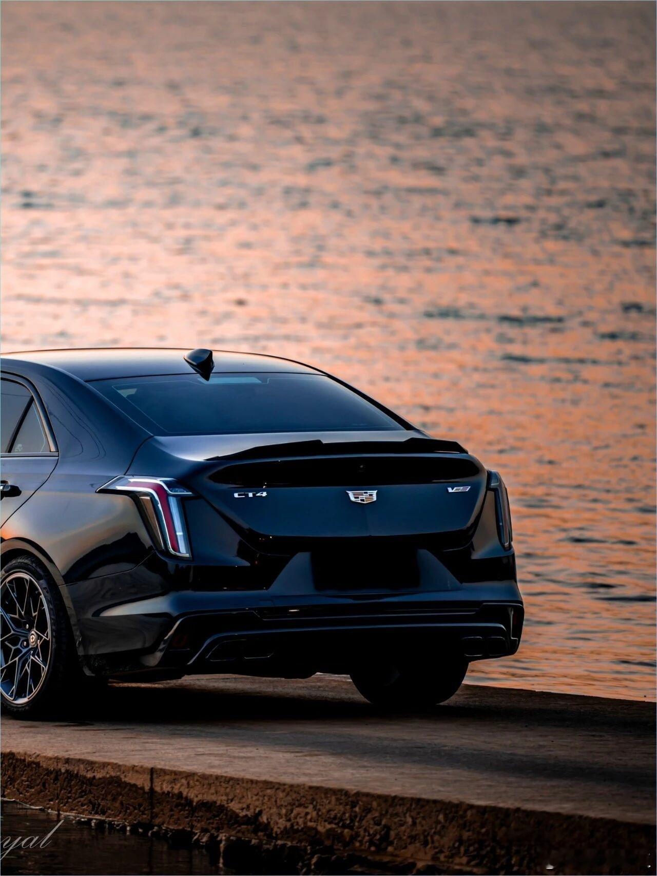 人生第一台后驱车，从凯迪拉克ct4开始。2.0T动力推背，50:50黄金比例过