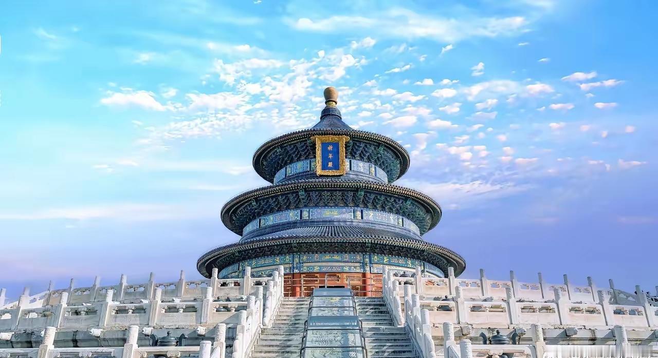 大国博弈，无非三种局面：二战的英德，彼此狠斗结果双输，美趁机上位，这是下策；