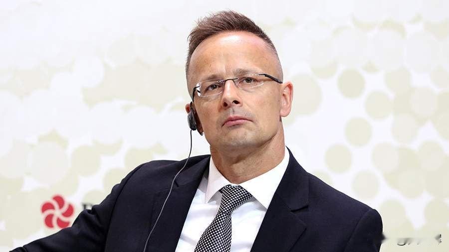 【匈牙利外长之问：要和平，还是要战争？选择匈牙利，还是选择乌克兰？】匈牙利