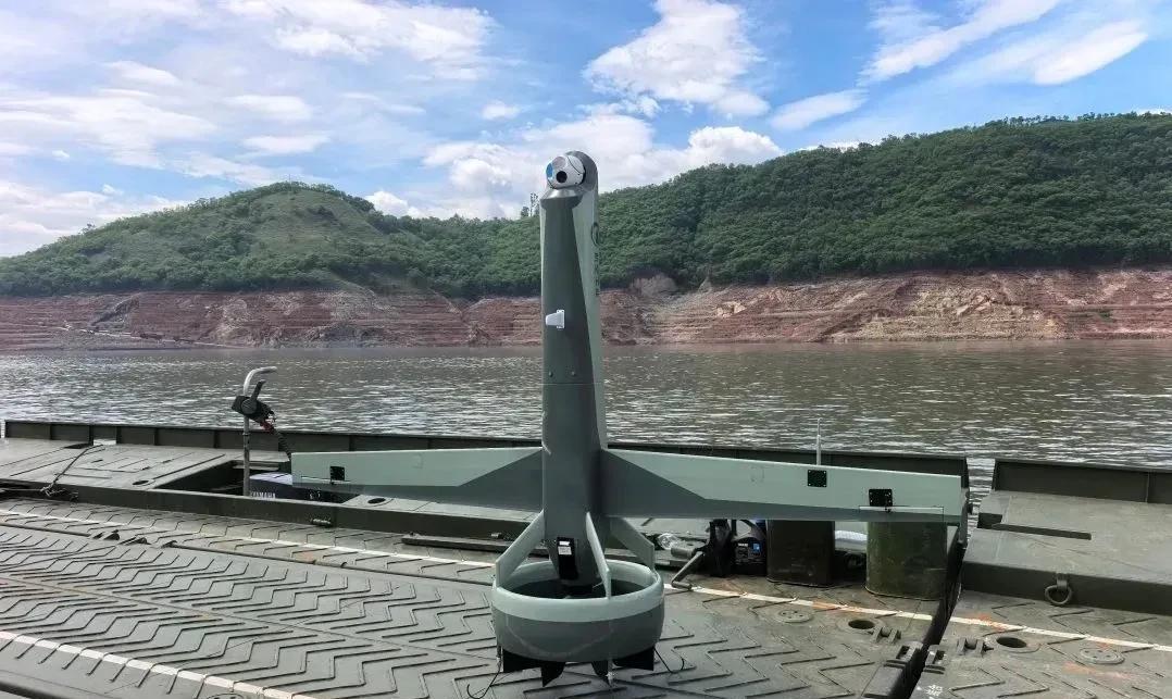 中航工业成飞又出新品!“文鳐”系统和尾座式无人机，这是一款尾座涵道式垂直起降无人