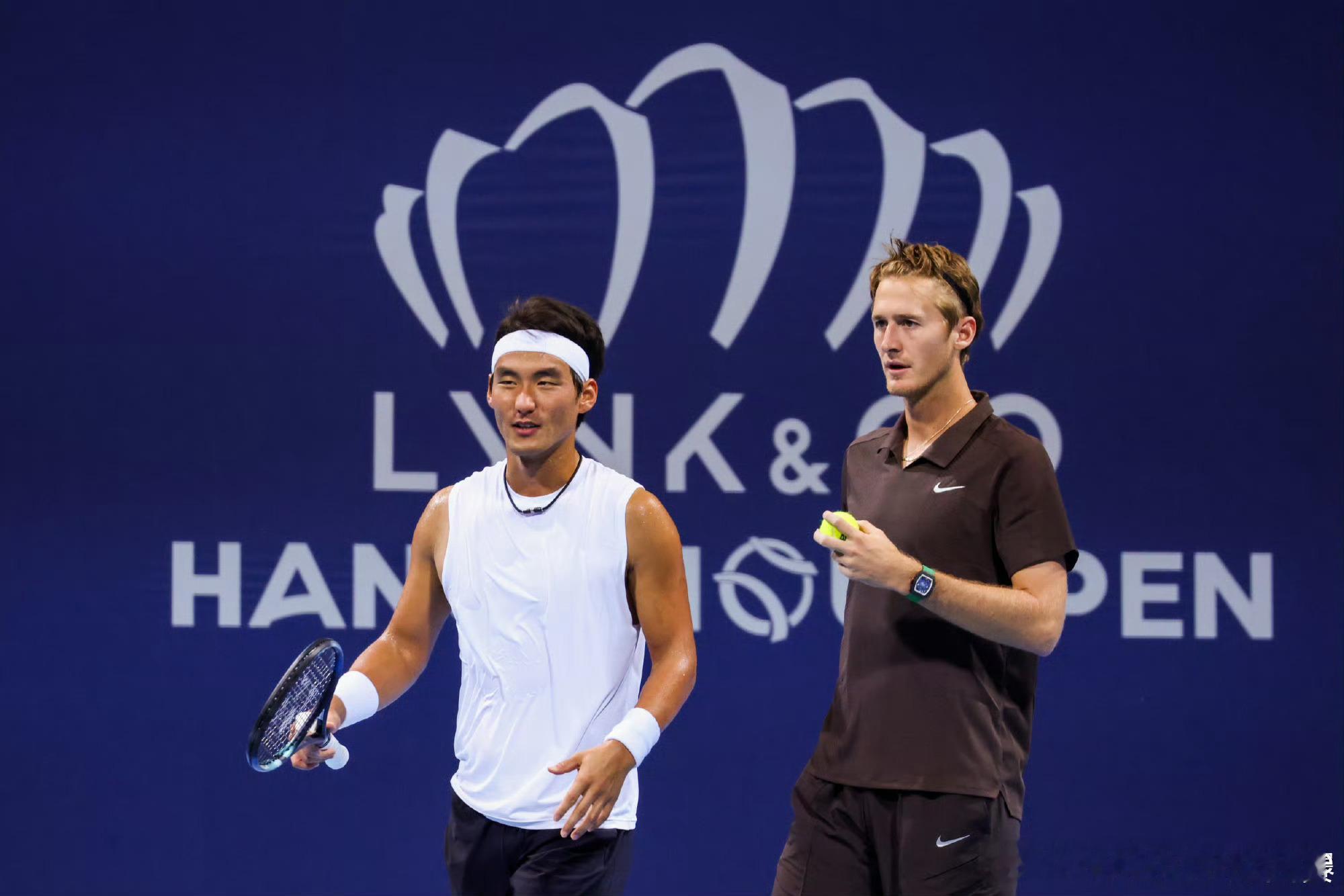 ATP250🇨🇳杭州公开赛男双首轮🇨🇳吴易昺/🇺🇸勒纳-钱2-6/4