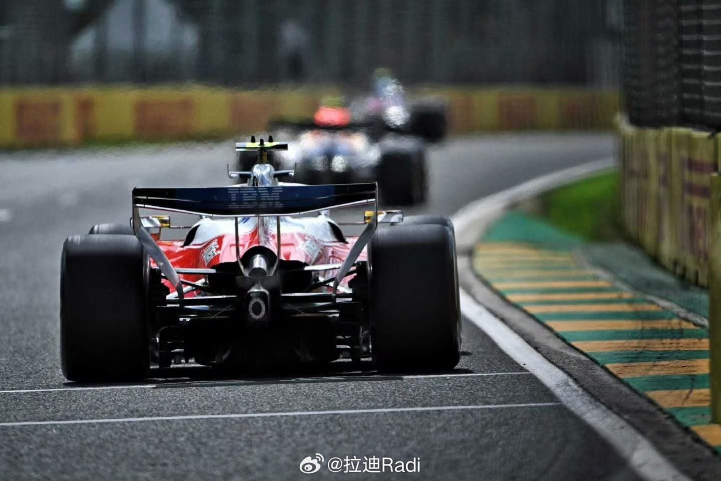 据f1围场消息，2026赛季的动力单元规则最快可能在中国站后就进行调整。目前F