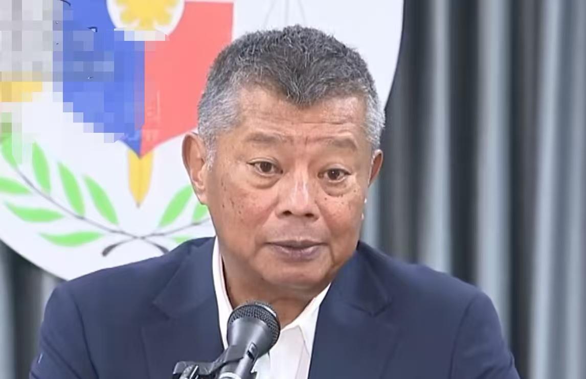 雷穆拉盯得很紧！12日，菲监察署长雷穆拉发声，质疑原众议长罗穆亚尔德斯疑似获得