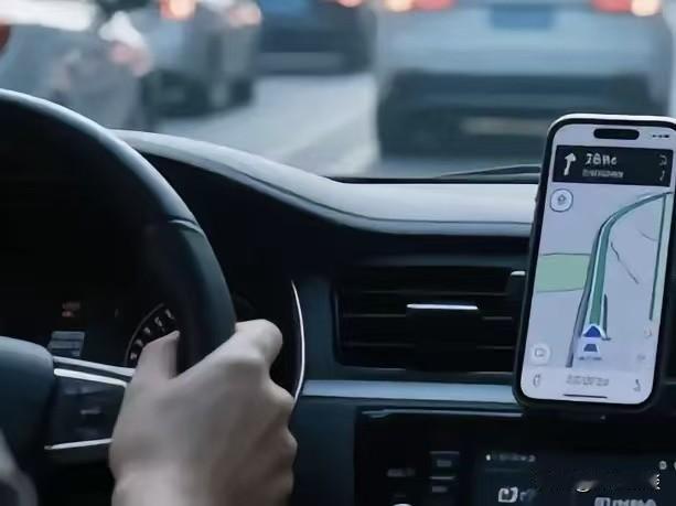 上海，女子出差赶早班飞机，提前两个半小时预约了一个到机场的顺风车，谁知道马上就到