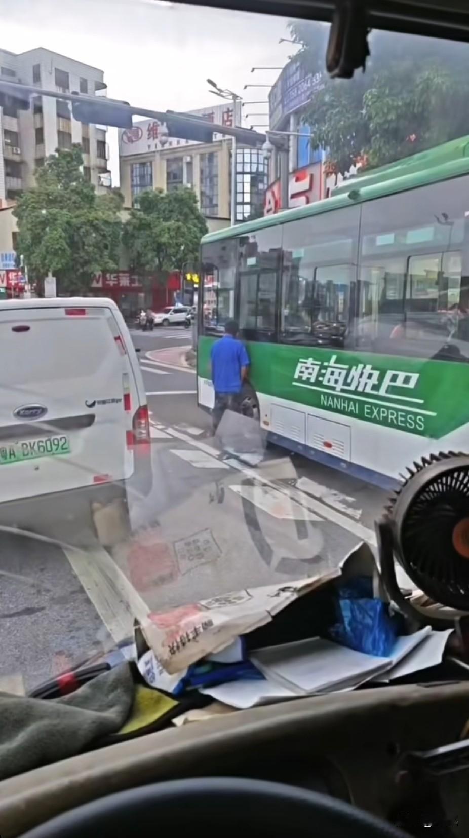 有时候找不到厕所实属无奈
