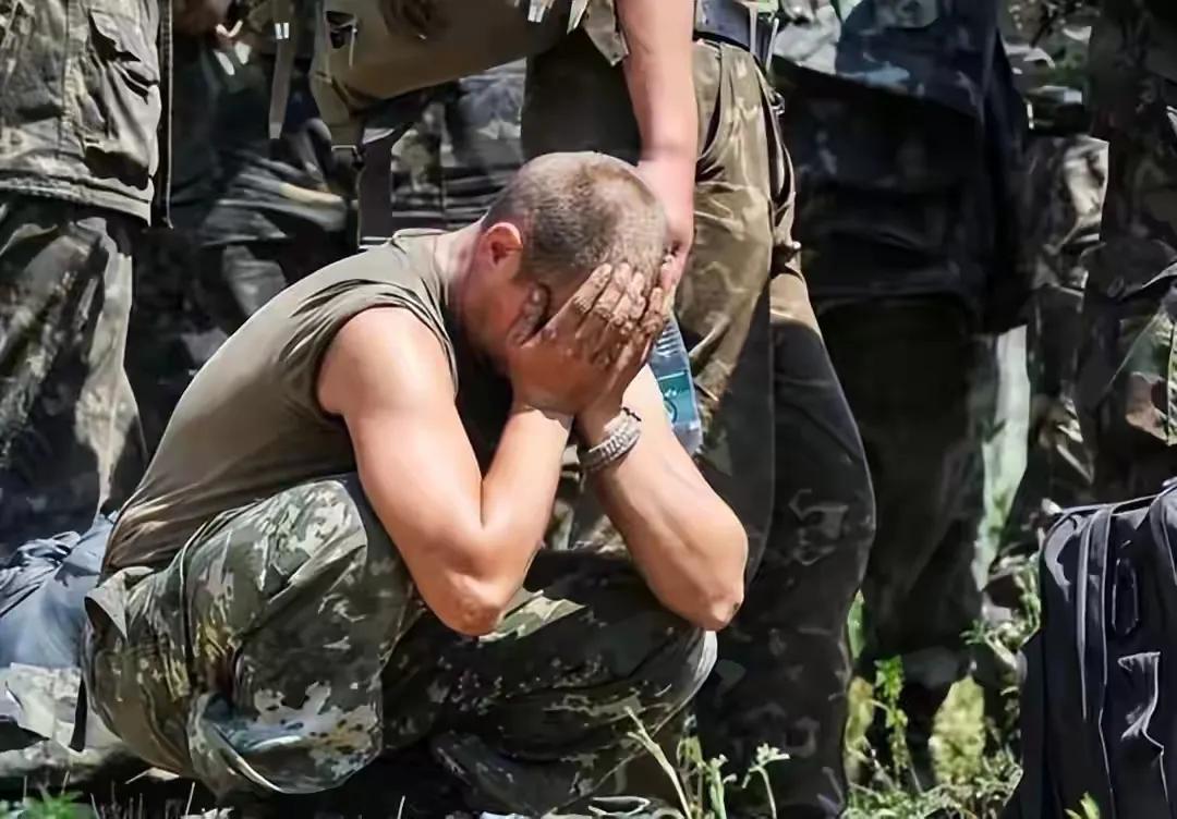 连外籍雇佣兵都投降了,乌克兰icon彻底没救了!很多来自北约icon国家的雇佣兵