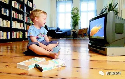 把孩子的玩具送人, 孩子很生气, 该怎么办