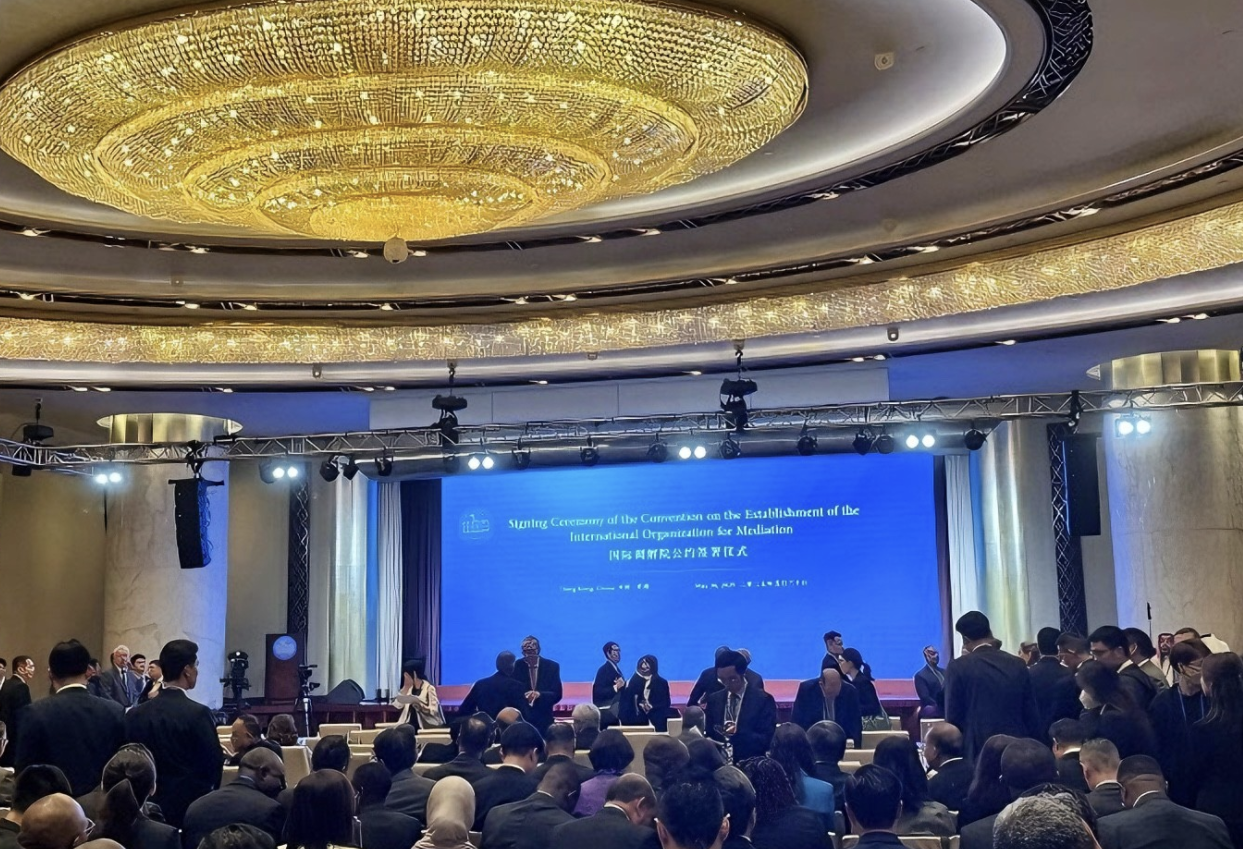 中国国际调解院成立！32国抱团对抗西方霸权，俄罗斯朝鲜为何缺席？网友吵翻了