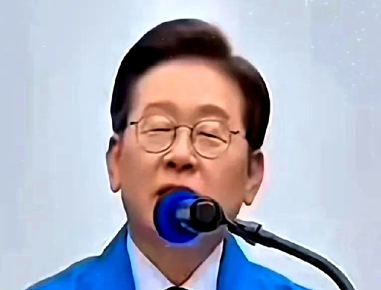 韩国大选还没投，俩大佬先吵翻韩国大选简直比电视剧还精彩！