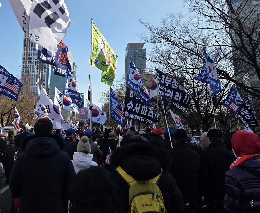 1月31日，韩国保守派右翼组织在首尔举行集会，声援被捕的牧师全光勋和前总统尹锡悦
