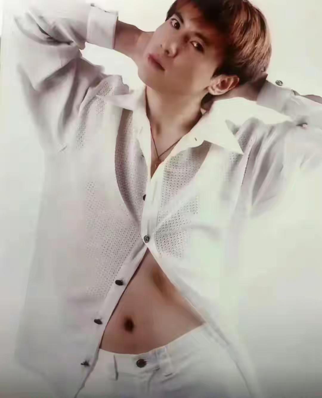 沈腾私人照片网络曝光，自己都惊呆了。这腾讯也是回应了网上大量的私人照片曝光的图