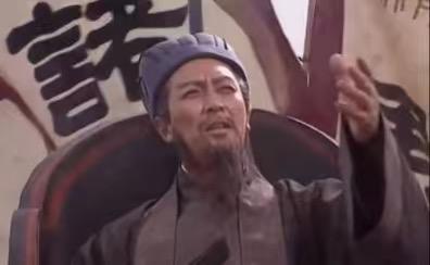 今日话题：诸葛亮为什么愿意跟着一穷二白的刘备？？？网友甲：除了个别像糜家这样