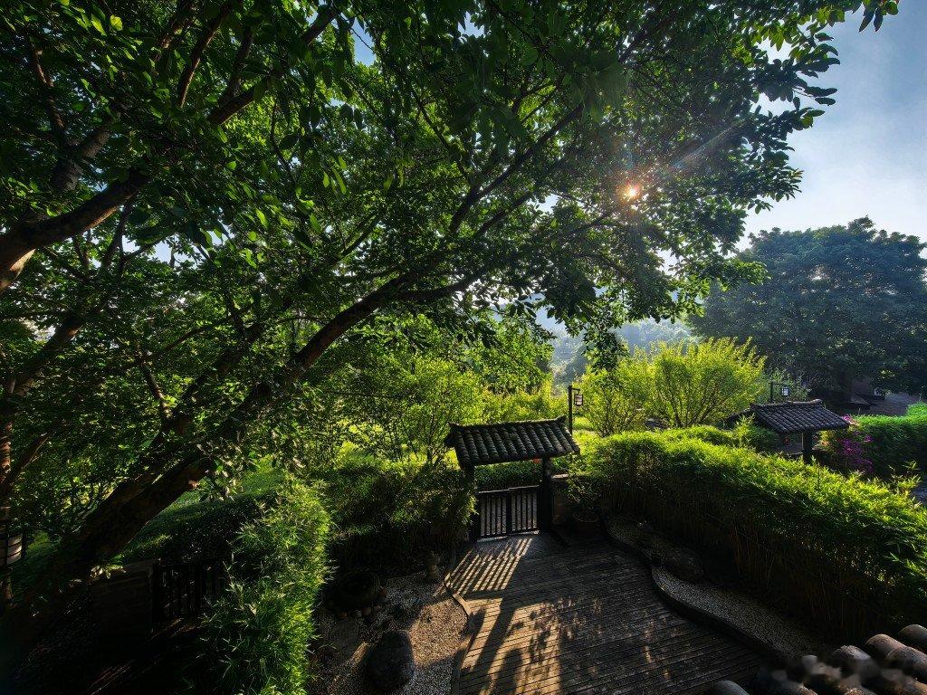 起来吃个早饭，又是路上的一天今天要去我种草好几年的地方