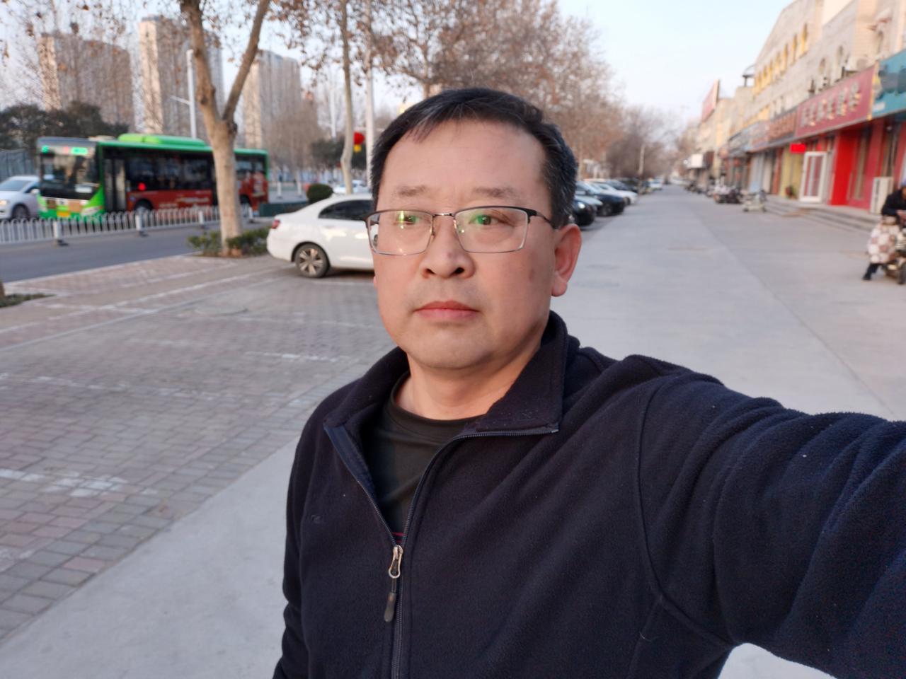 谈戒烟，不敢触碰的话题大多数人聊戒烟，只敢说伤害、方法、毅力，唯独不敢碰那个