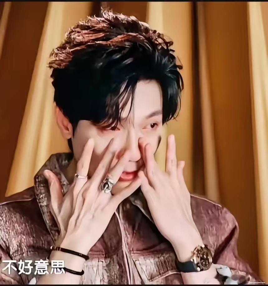 很多人不理解为什么《歌手》播了三期陈楚生虽然没有拿过第一名，但是每周节目结束话题