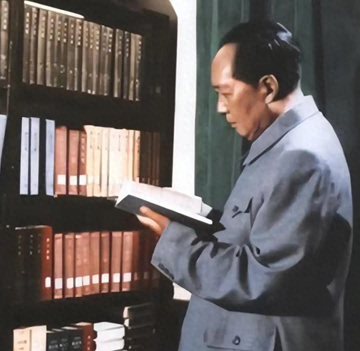 瞿秋白英勇牺牲时只36岁，毛主席建国后为何强调要减少对他的纪念？1935年6月