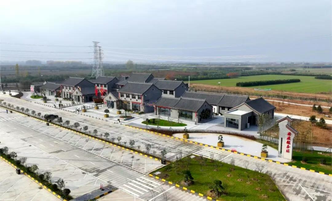 你打卡了吗？日前，首个关中风情服务区---京昆高速‘古镇商街式服务区’秦渡服务区
