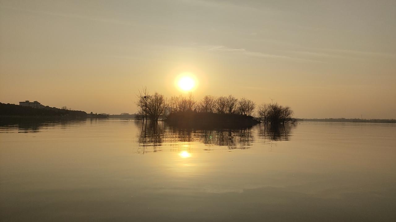 退休后，才发现自己身边没有一个朋友，渐渐地，活着活着，活成了一个孤家寡人单位老